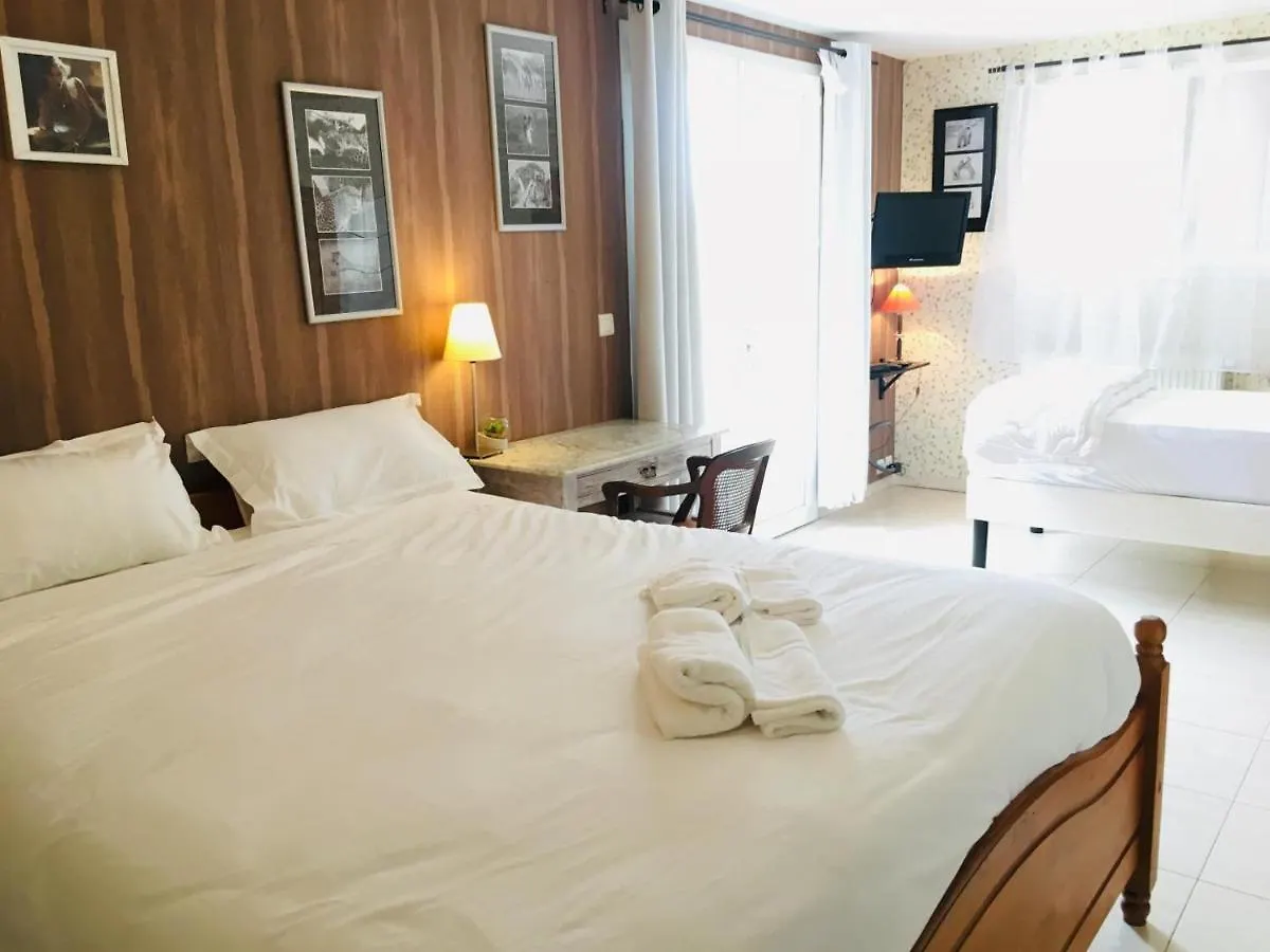 Rêve de Papillon et Nid d'Étoiles: Gîtes Interconnectés pour Grandes Familles Saint-Gery  Apartment