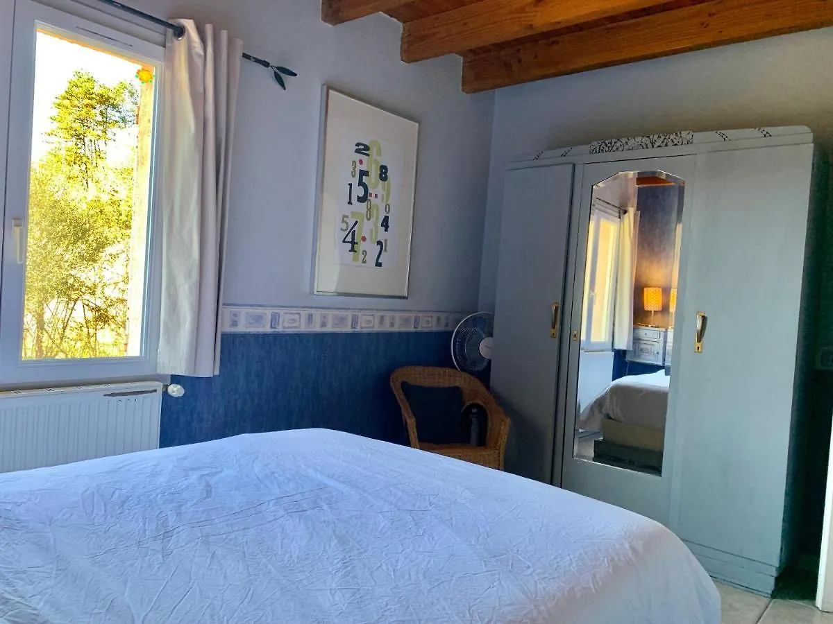 Rêve de Papillon et Nid d'Étoiles: Gîtes Interconnectés pour Grandes Familles Saint-Gery  Saint-Gery (Lot)
