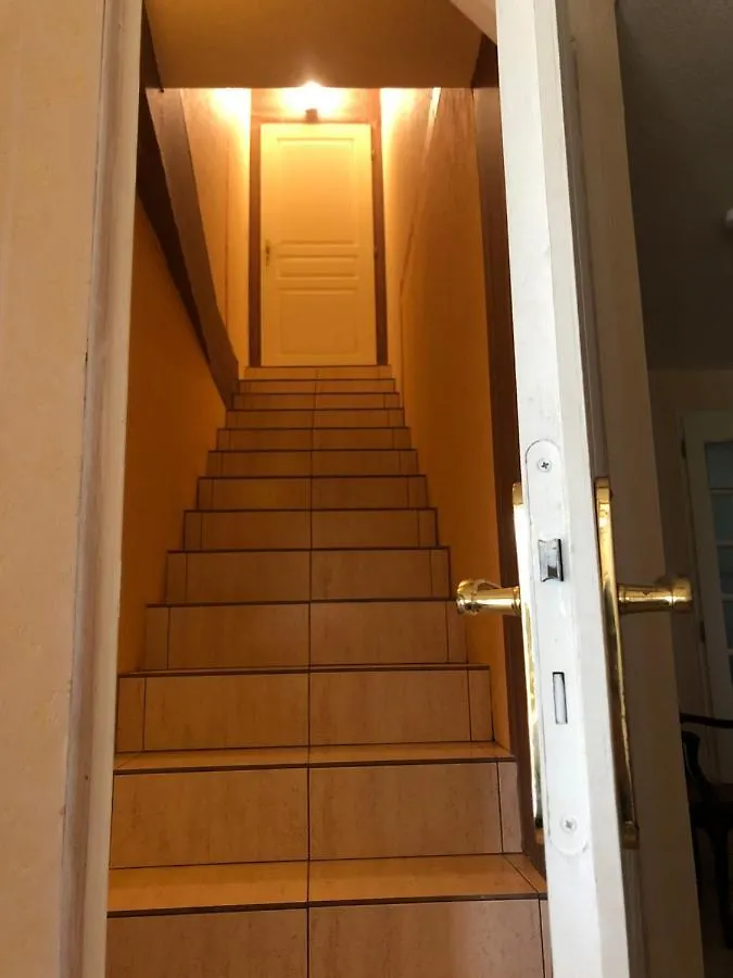 Apartment Rêve de Papillon et Nid d'Étoiles: Gîtes Interconnectés pour Grandes Familles Saint-Gery