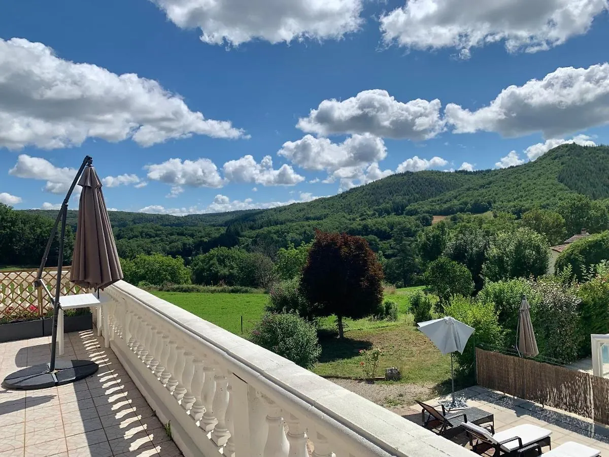 Rêve de Papillon et Nid d'Étoiles: Gîtes Interconnectés pour Grandes Familles Saint-Gery  Saint-Gery (Lot)