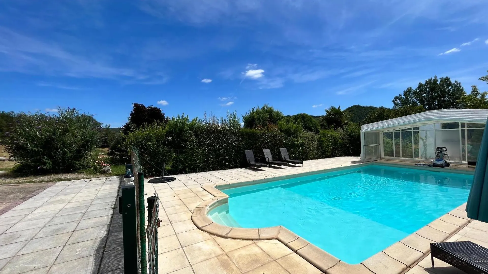 Apartment Rêve de Papillon et Nid d'Étoiles: Gîtes Interconnectés pour Grandes Familles Saint-Gery
